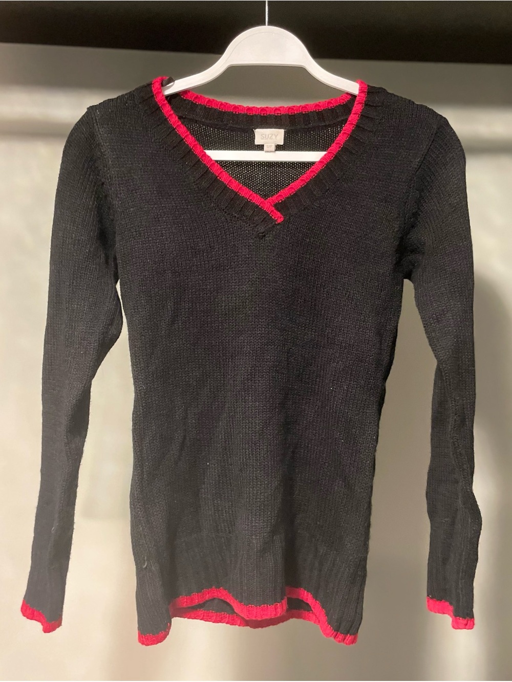 Vintage Y2K Suzy Shier Black Contrast Trim Knit Sweater Red Trim V-Neck Size S